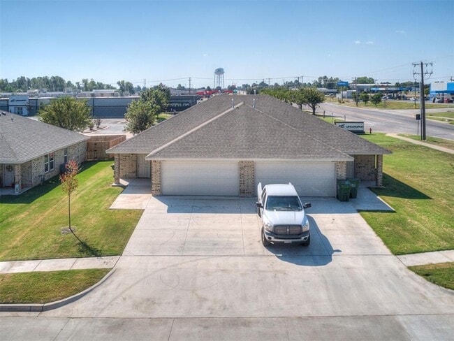 Building Photo - 1102 Ashton Ln