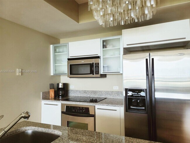 Building Photo - 888 Biscayne Blvd