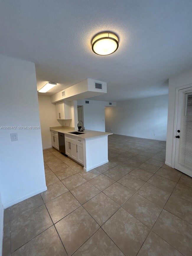 Building Photo - 815 Boynton Beach Blvd