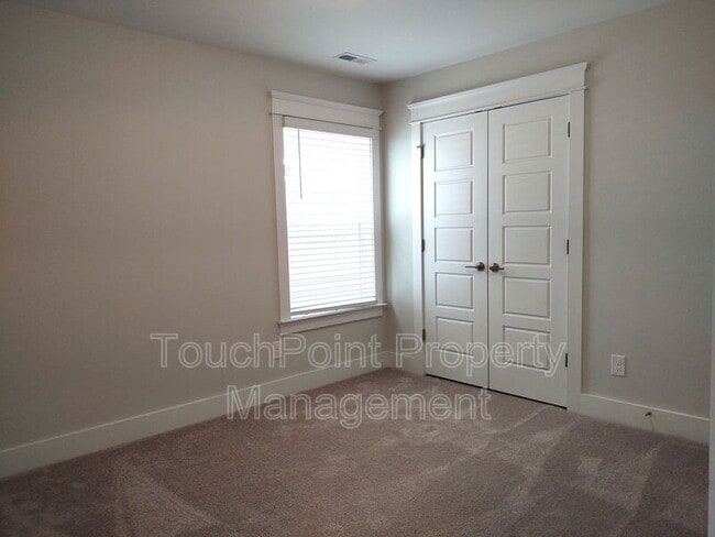 Building Photo - 4013 Belle Landing Rd