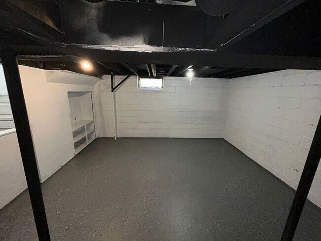 Building Photo - 3 Bedroom Bungalow Coming Soon