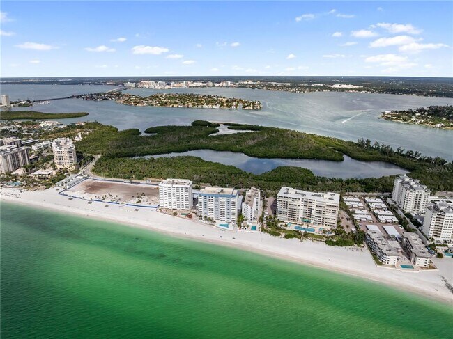 Building Photo - 1750 Benjamin Franklin Dr