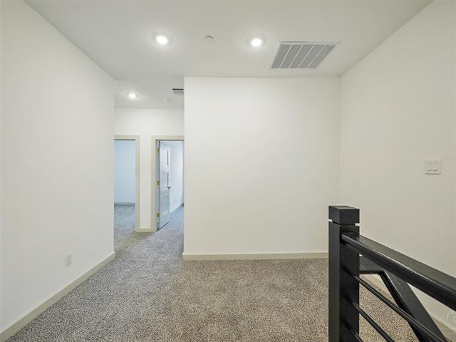 Building Photo - 543 Eiseley Dr