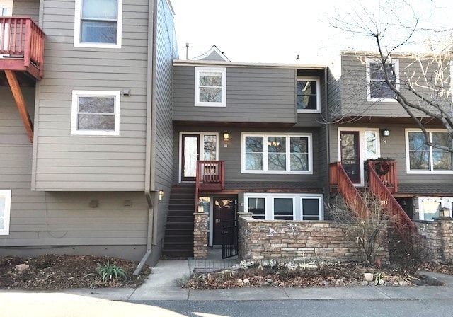 Building Photo - Three Bedroom in the heart of Boulder!