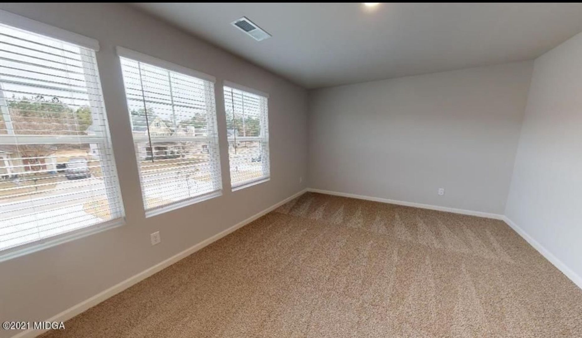 Building Photo - 178 Goodall Woods Dr