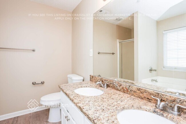 Building Photo - 4890 Larkspur Ln