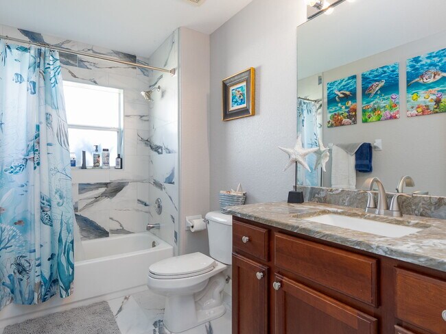 Building Photo - Move in with Zero Deposit! Turnkey Furnish...