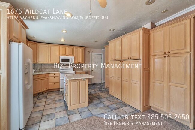 Building Photo - 1676 Wildcat Ln