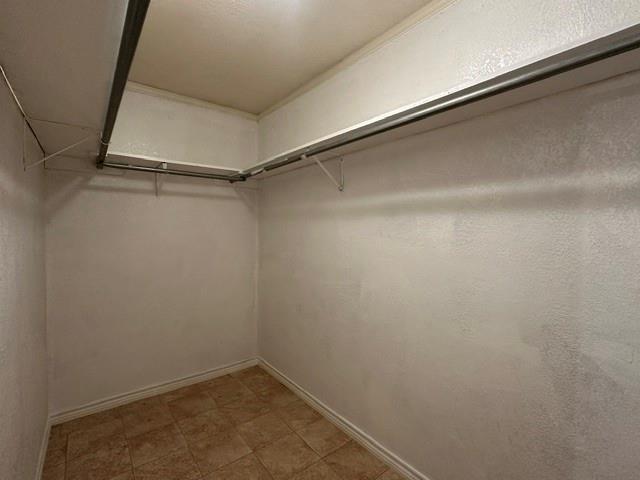 Building Photo - 2609 Belmeade St