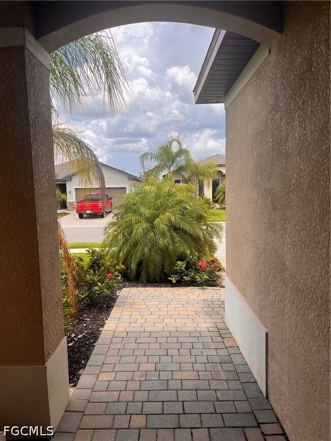 Building Photo - 14499 Cantabria Dr
