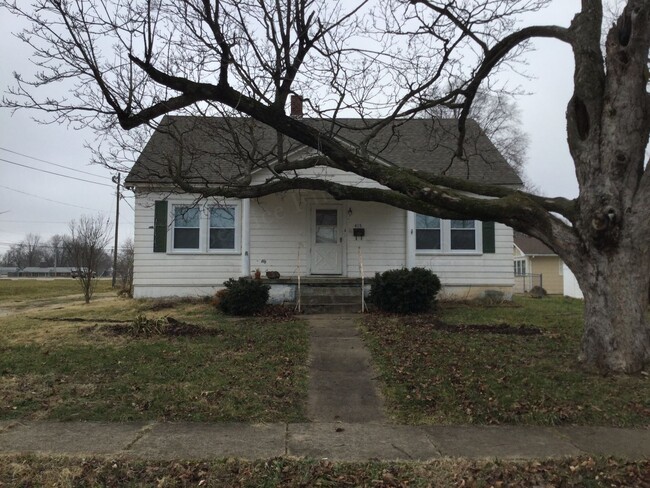 Primary Photo - 4 Bed 2 Bath Home in Bolivar!