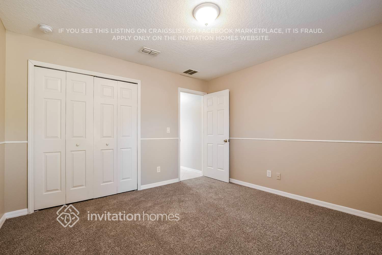 Building Photo - 11609 Lake Dr