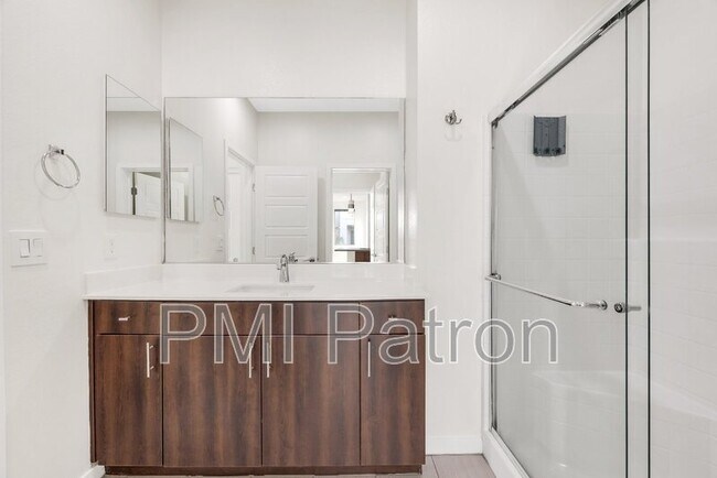 Building Photo - 11231 Hidden Peak Ave