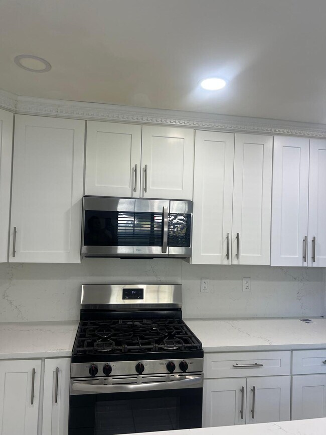 Building Photo - 131 Bonney Ct