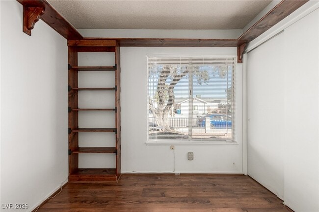 Building Photo - 5255 Stampa Ave