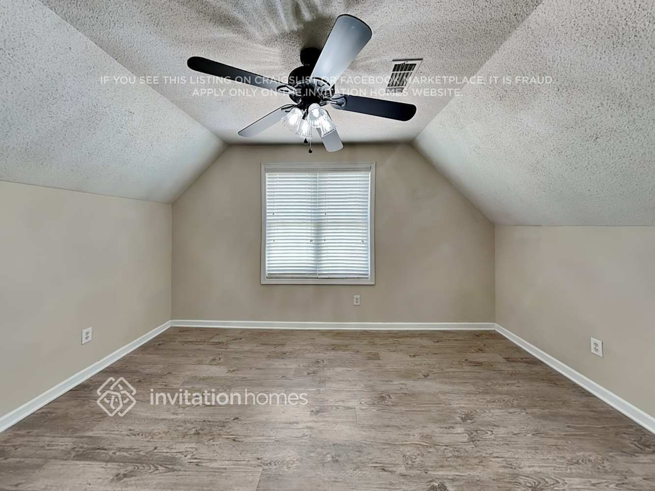 Building Photo - 100 Rocky Creek Ct