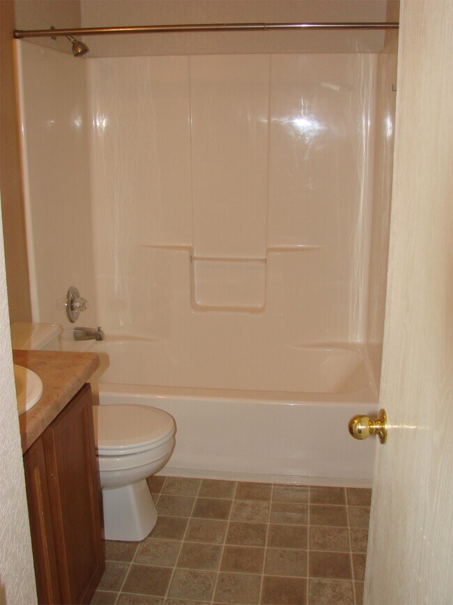 Building Photo - 73 Autumn Pass