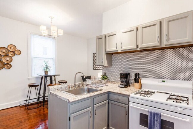 Building Photo - 11 Catlin Alley