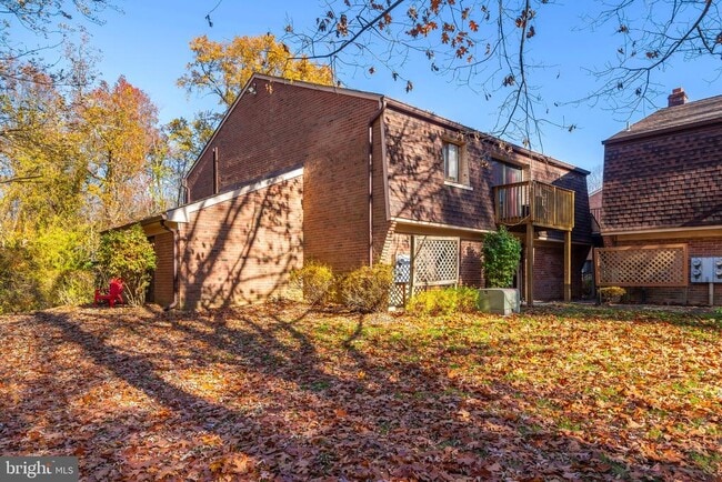 Building Photo - 107 Meadow Woods Ln