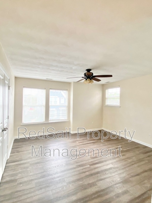 Building Photo - 104 Sharpe Dr