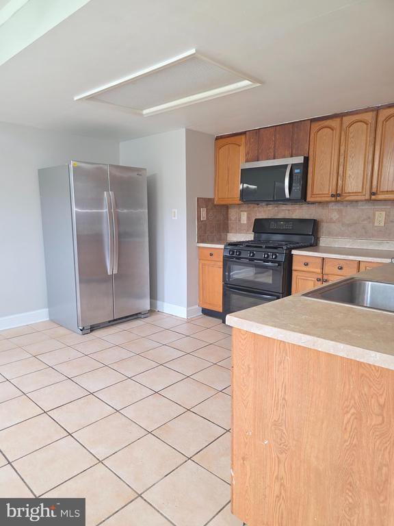 Building Photo - 51 Verdi Cir