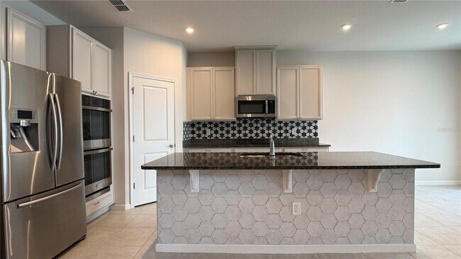 Building Photo - 648 Bloom Terrace