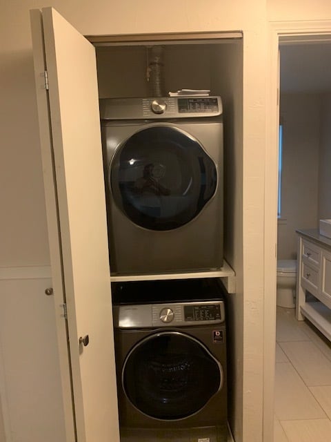 Laundry - 3754 E County Line Rd