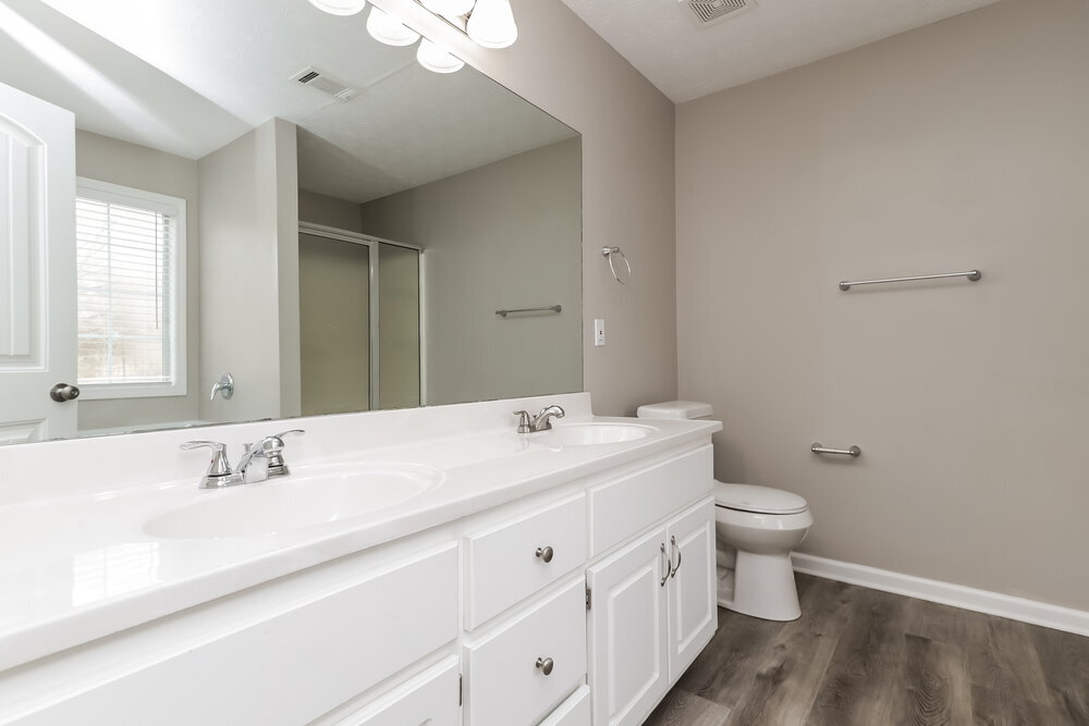 Building Photo - 335 Cattlemans Cir