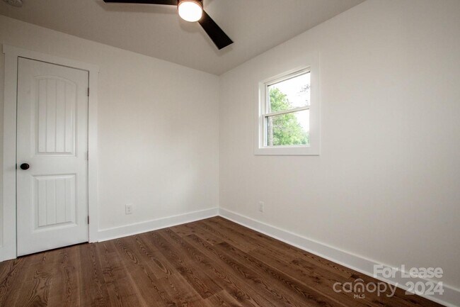 Building Photo - 4892 NC-16
