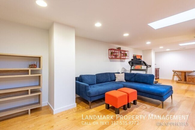 Building Photo - 1942 S Prairie-#3