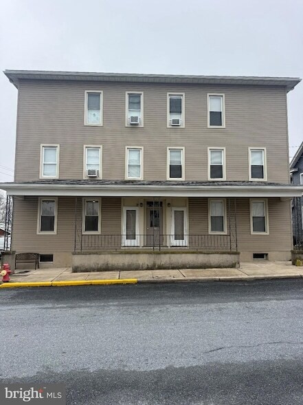 Building Photo - 100 S Park St