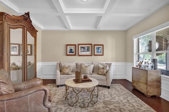 Building Photo - 4960 Wilshire Crossing