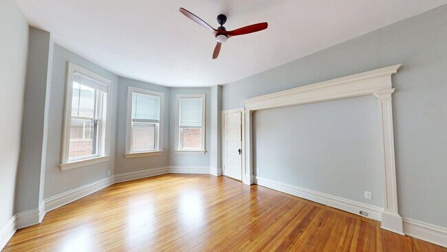 Building Photo - 3517 Magnolia Ave