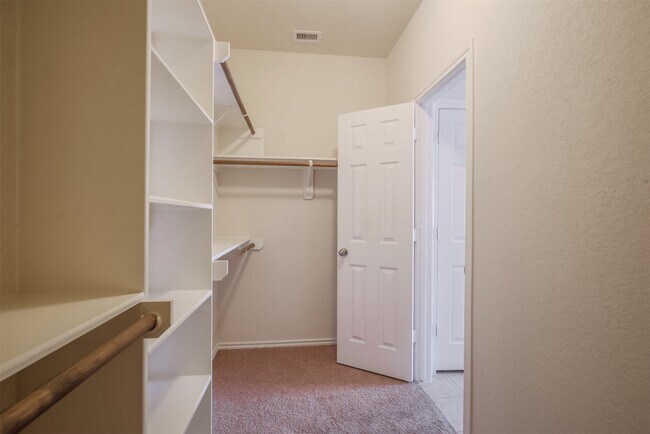 Building Photo - 8730 Sunny Gallop Dr