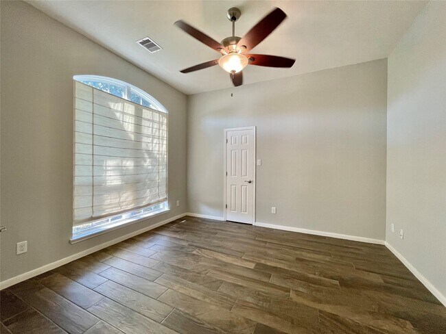 Building Photo - 26127 Ashland Hollow Ln