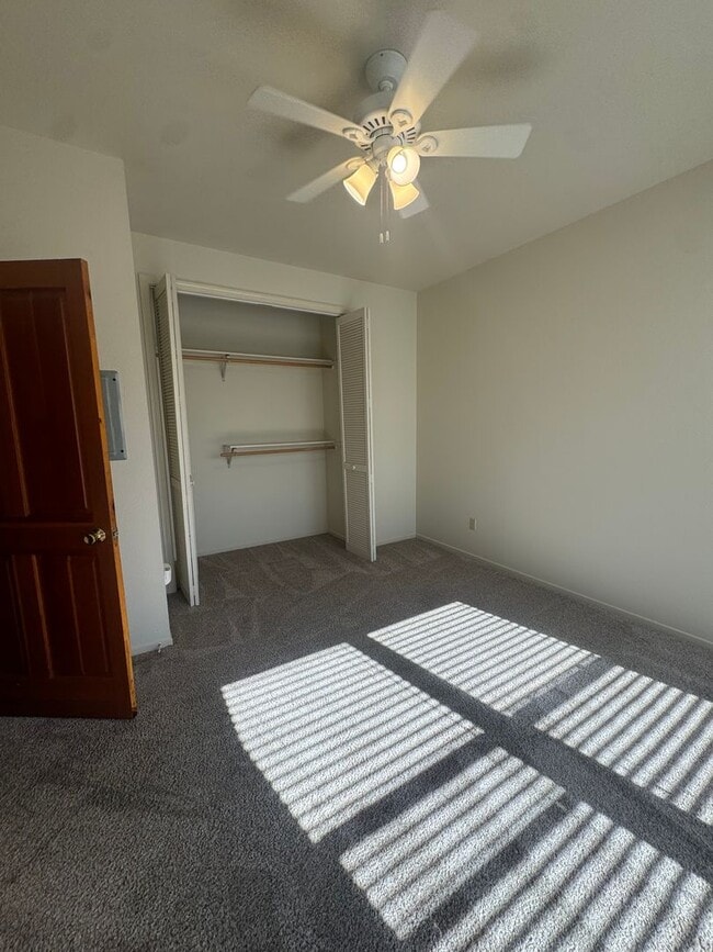 Building Photo - Downtown Grass Valley 2 Bed/1 Bath with Ta...