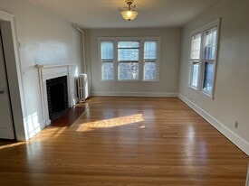 Building Photo - 11 S Highland St