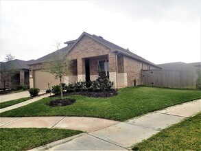 Building Photo - 24911 Prairie Briar Cir