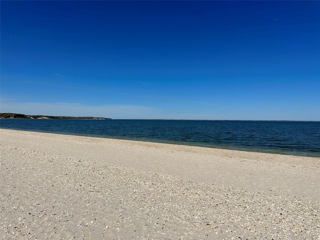 Building Photo - 48 Oakhurst Rd