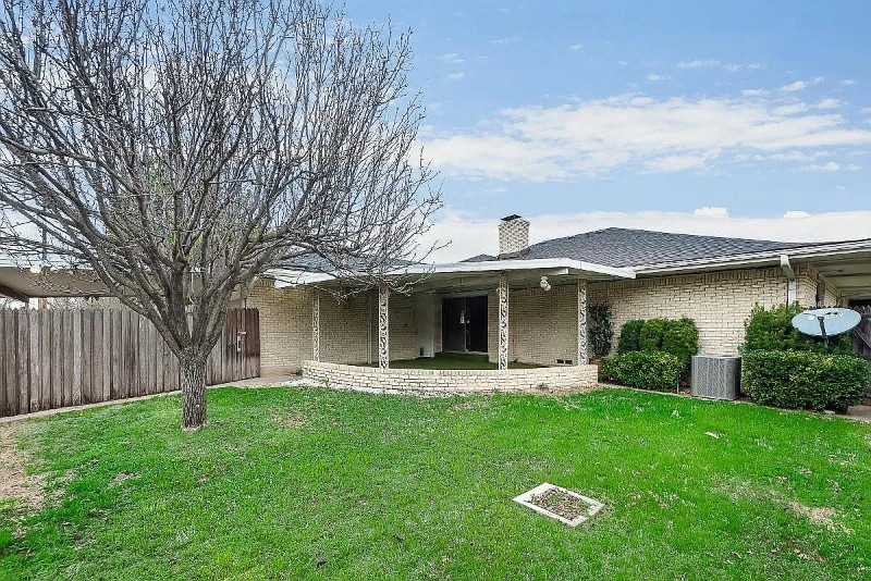 Building Photo - 5806 Everglade Rd