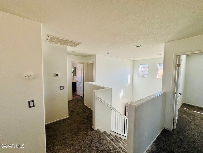 Building Photo - 37306 Wild Tree St
