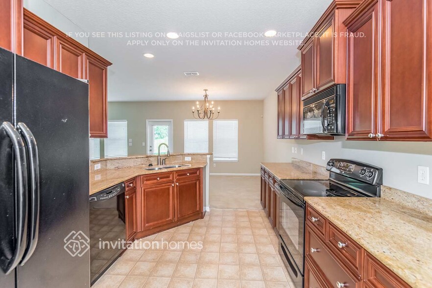 Building Photo - 6209 Devonhurst Dr