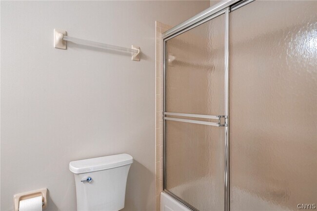 Building Photo - 2404 Pipers Ct