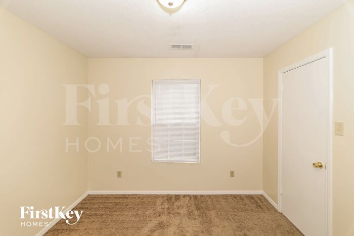 Building Photo - 4100 Hampton Manor Cove