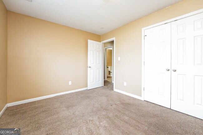 Building Photo - 3785 Waldrop Hills Dr