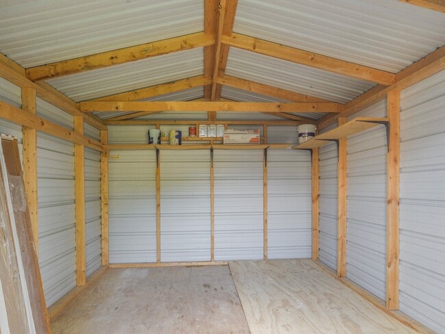 Building Photo - 15310 Cypressedge Ct