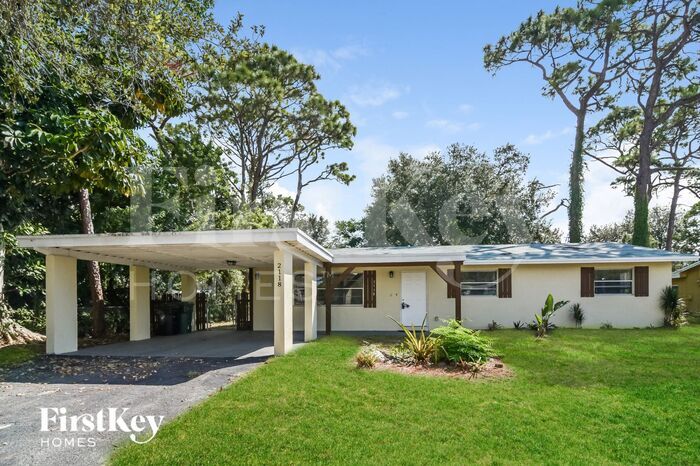 Primary Photo - 2118 SW 31st Ave