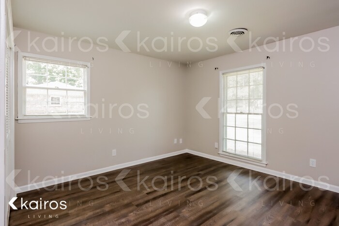 Building Photo - 201 Arrowhead Dr
