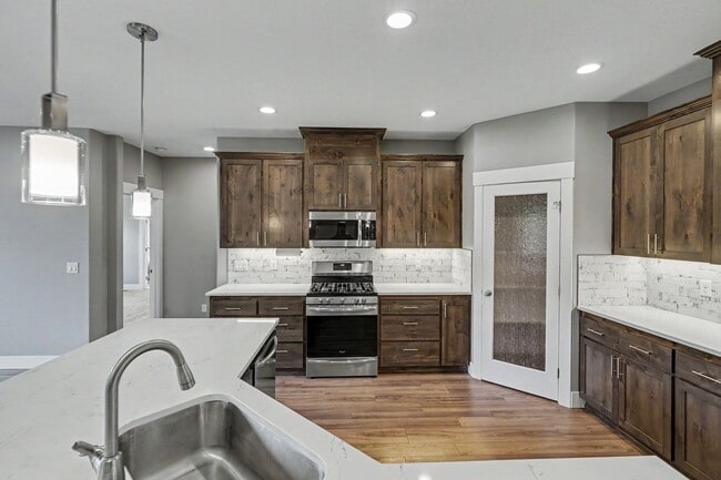 Building Photo - Fabulous 4 bed, 2 bath in Crawford Crossing - Turner, Oregon