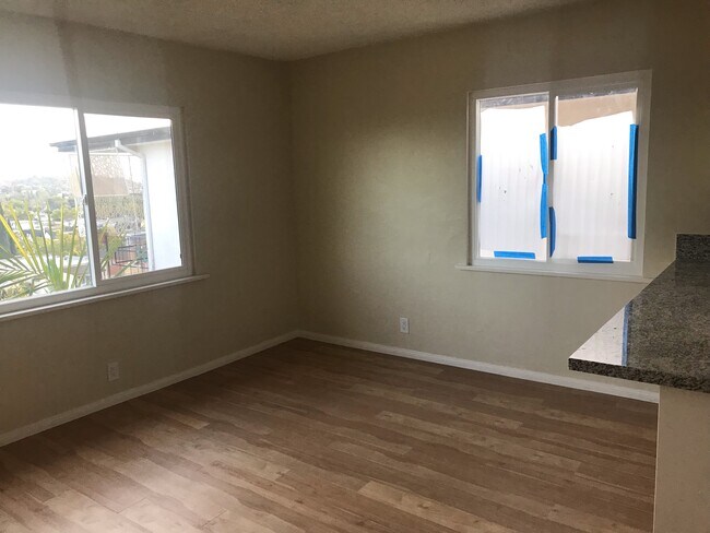 Building Photo - 165 Hampden Ter